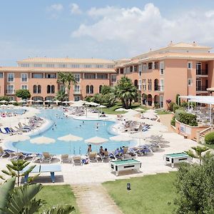 Grupotel Macarella Suites&Spa